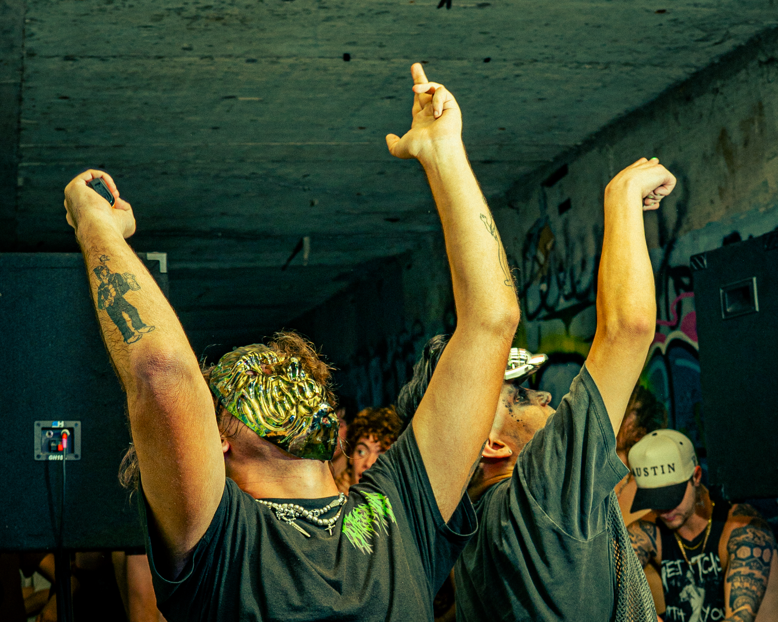 NVCHUR TUNNELS